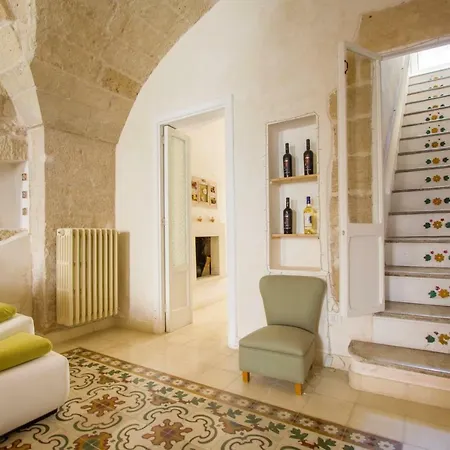 Explore The Historic On Foot From An Old Town House