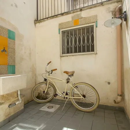 Appartement Explore The Historic On Foot From An Old Town House